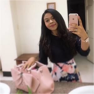 Meet your Posher, Noemy